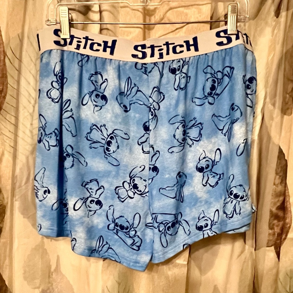 - Stitch L Print Pajama Shorts! NEW! - Picture 10 of 14